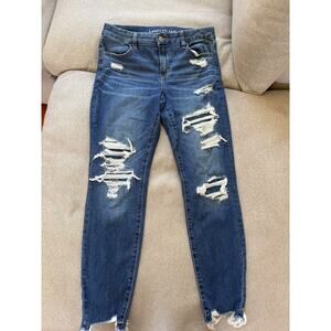 American Eagle Curvy High Rise Jegging Next Level Stretch Distressed Jeans